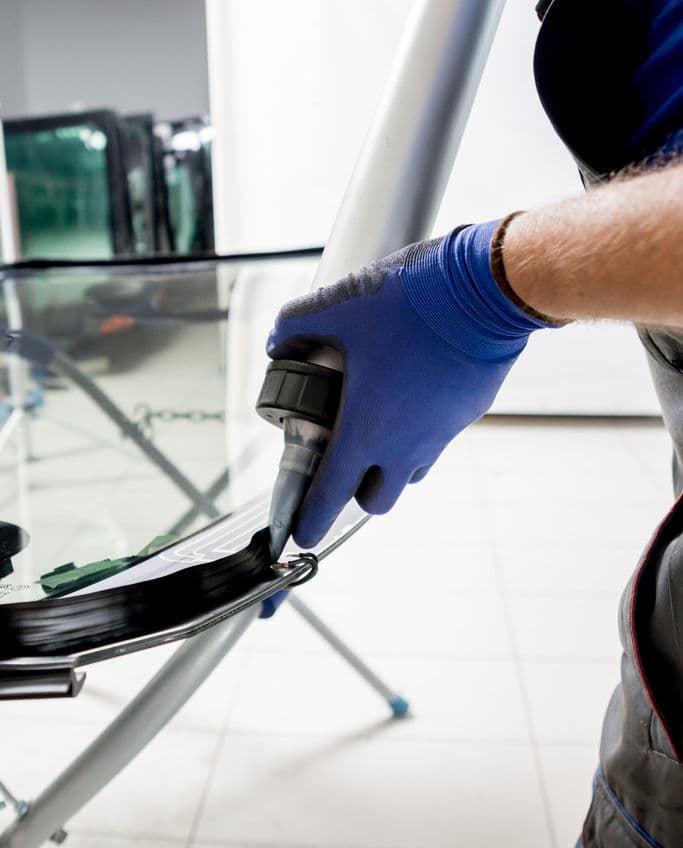 Windshield Replacement & Repair